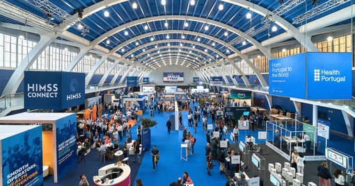 Exhibit floor at HIMSS23